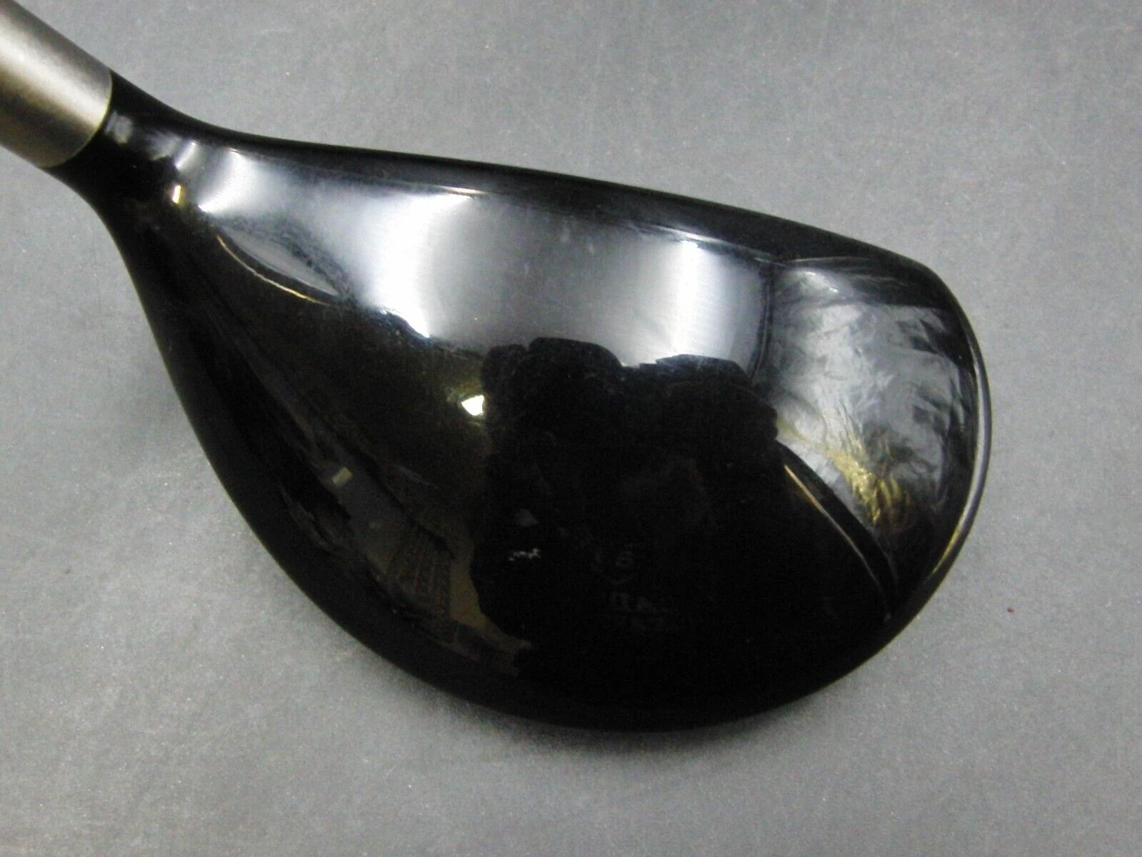 Japanese Honma Tour World TW737 U25 Hybrid Regular Graphite Shaft Honma Grip 5 Japanese Honma Tour World TW737 U25 Hybrid Regular Graphite Shaft Honma Grip - Image 3