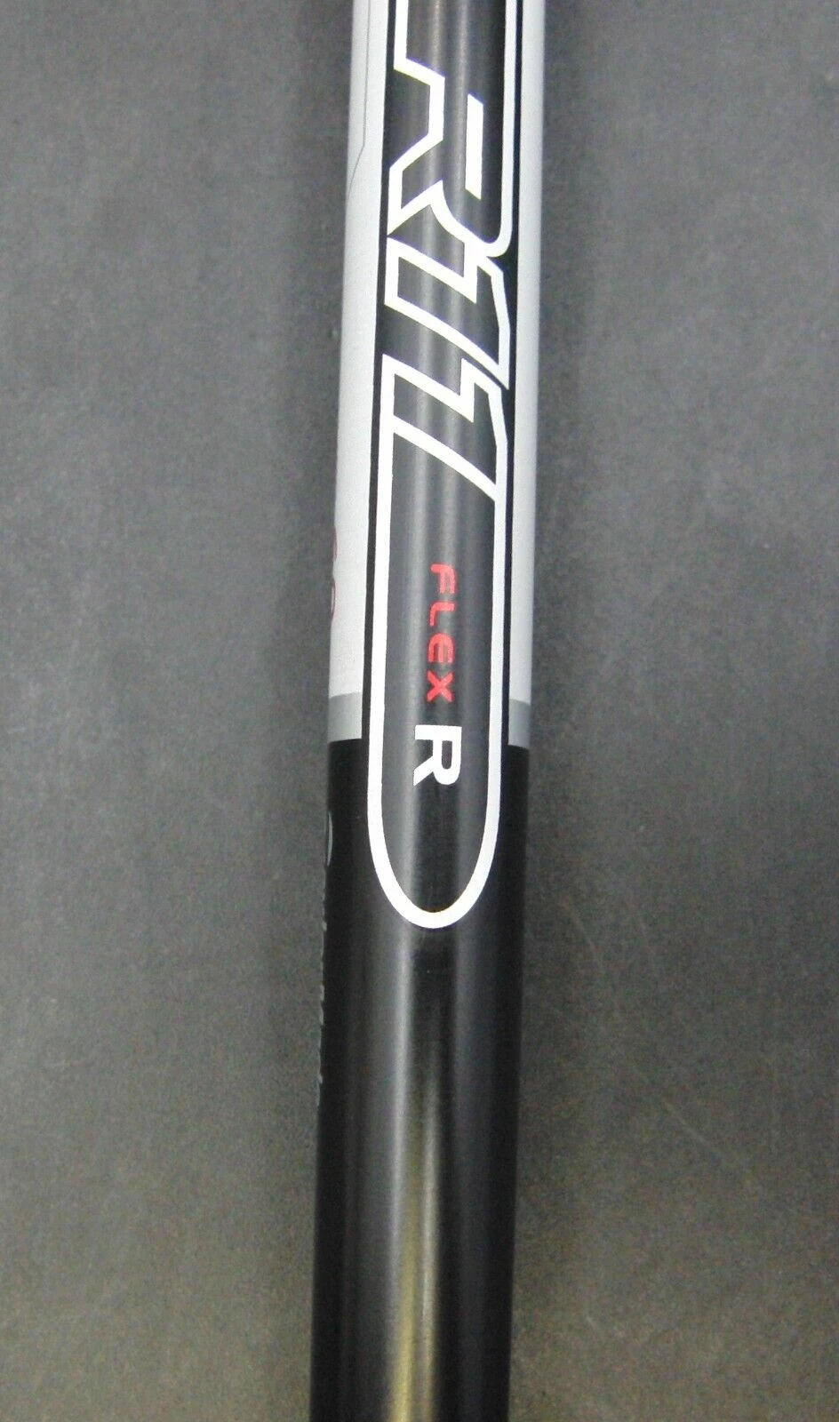 Taylormade R11 9° Driver Regular Graphite Shaft Shaft Taylormade Grip 7 Taylormade R11 9° Driver Regular Graphite Shaft Shaft Taylormade Grip - Image 5