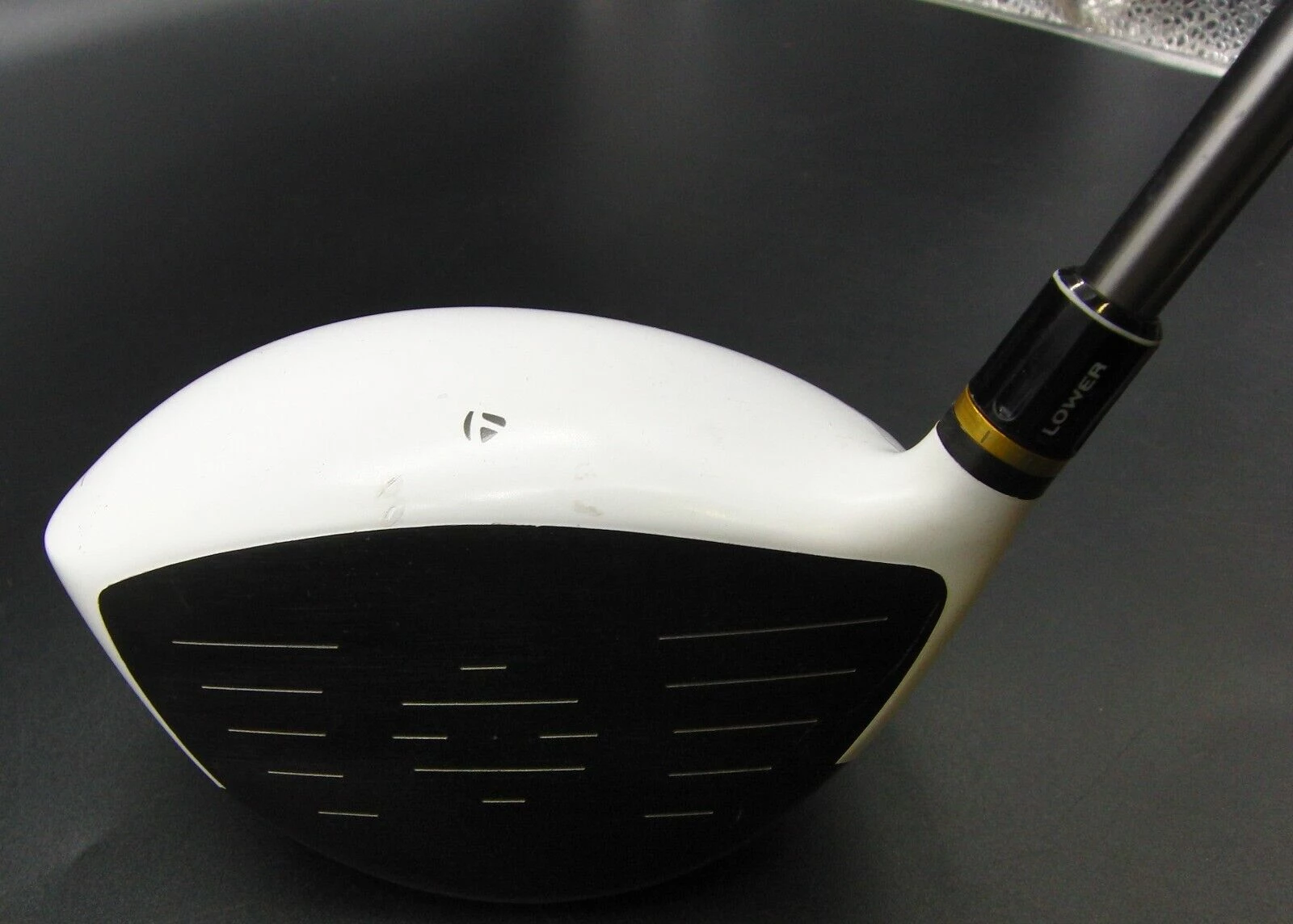 Taylormade R11 9° Driver Stiff Graphite Shaft Gloire Grip 4 Taylormade R11 9° Driver Stiff Graphite Shaft Gloire Grip - Image 2