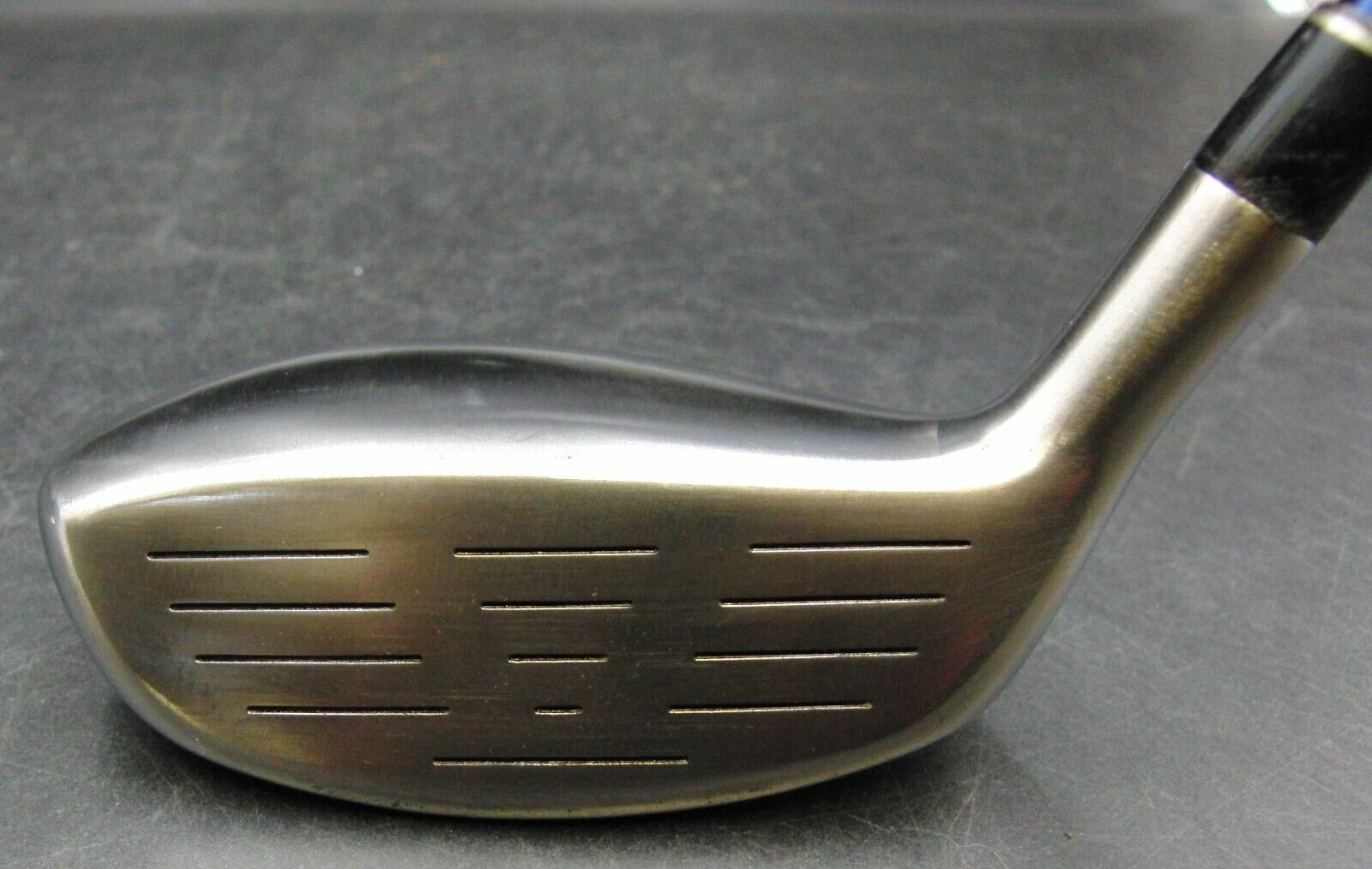 Ladies Tourstage ViQ CL 25 Degree 4 Hybrid Ladies Graphite Shaft Tourstage Grip 4 Ladies Tourstage ViQ CL 25 Degree 4 Hybrid Ladies Graphite Shaft Tourstage Grip - Image 2