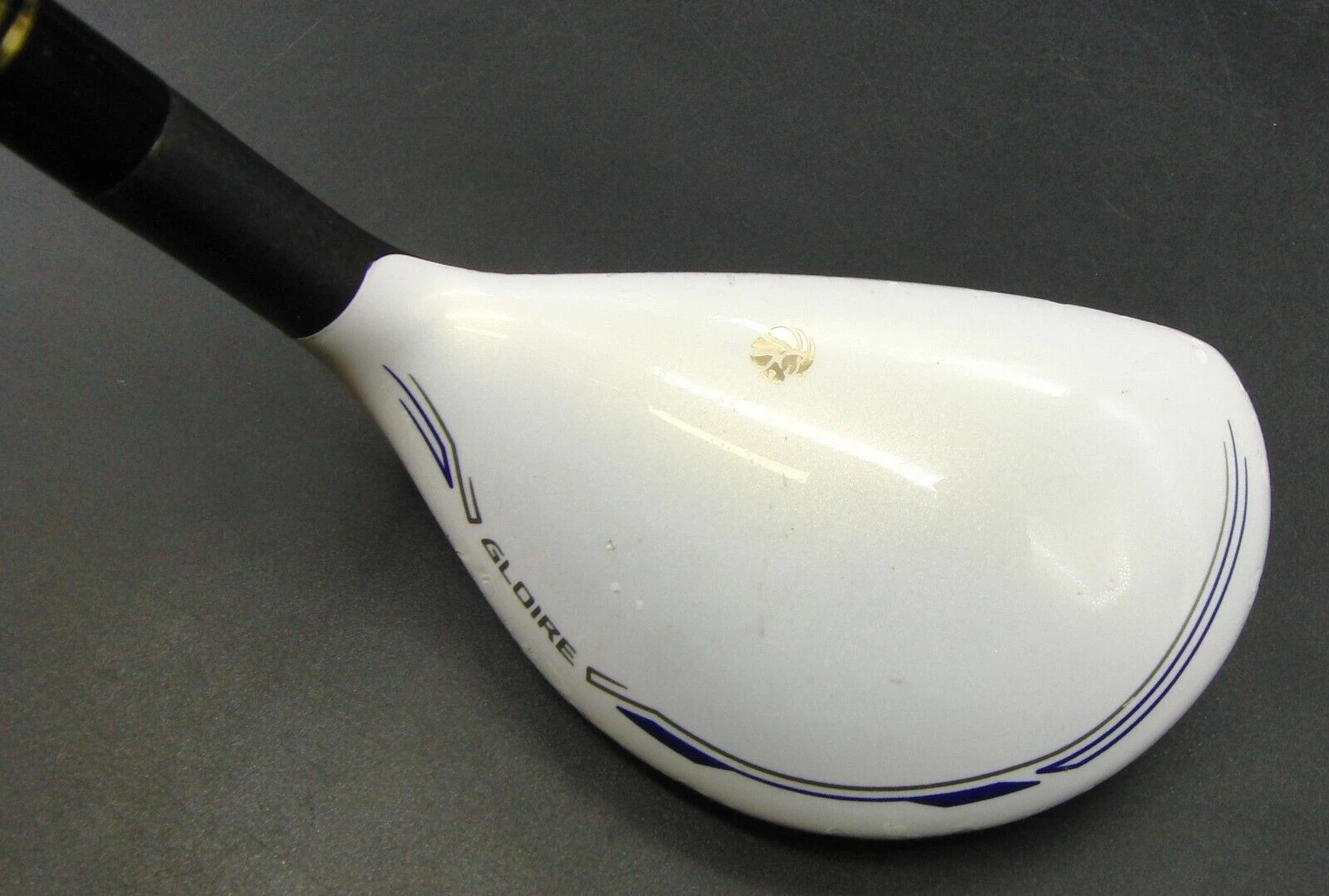 Taylormade Gloire 4 Hybrid Stiff Graphite Shaft Iomic Grip 6 Taylormade Gloire 4 Hybrid Stiff Graphite Shaft Iomic Grip - Image 4
