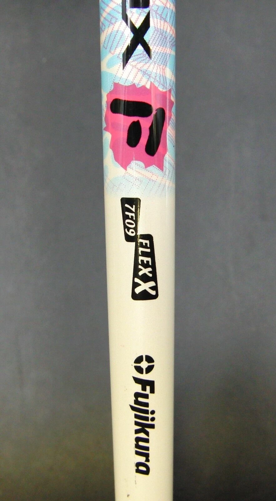 Titleist 909 D2 8.5° Driver Extra Stiff Graphite Shaft Titleist Grip 7 Titleist 909 D2 8.5° Driver Extra Stiff Graphite Shaft Titleist Grip - Image 5