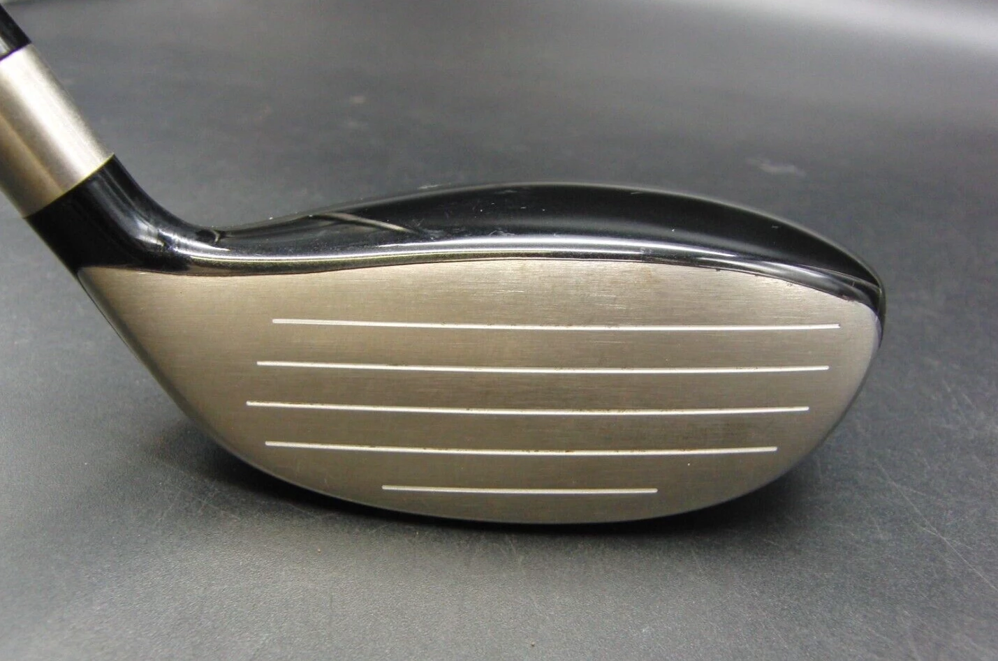 Left-Handed Honma TW747 U19 Hybrid Regular Graphite Shaft Honma Grip 4 Left-Handed Honma TW747 U19 Hybrid Regular Graphite Shaft Honma Grip - Image 2