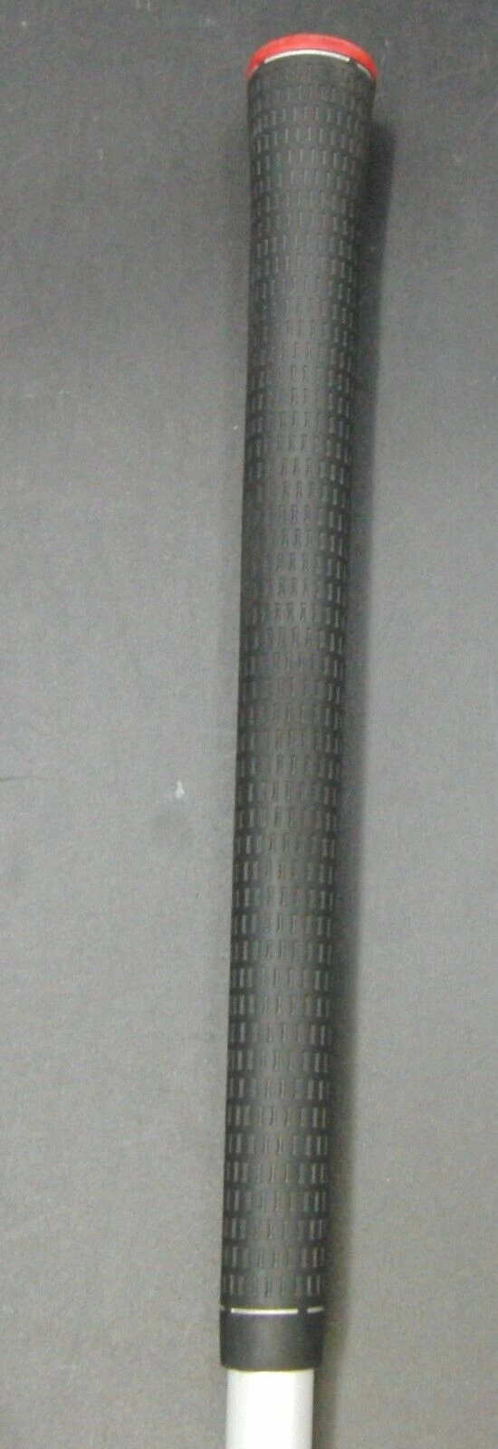 Taylormade R9 MAX FCT 10.5° Driver Regular Graphite Shaft 7 Taylormade R9 MAX FCT 10.5° Driver Regular Graphite Shaft - Image 5