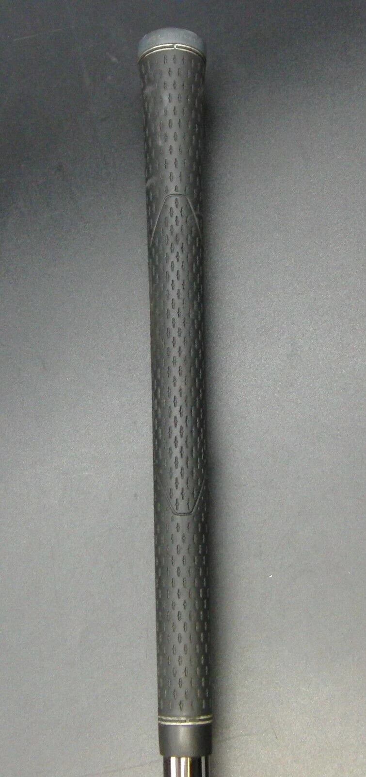 Taylormade R11 9° Driver Stiff Graphite Shaft Gloire Grip 7 Taylormade R11 9° Driver Stiff Graphite Shaft Gloire Grip - Image 5