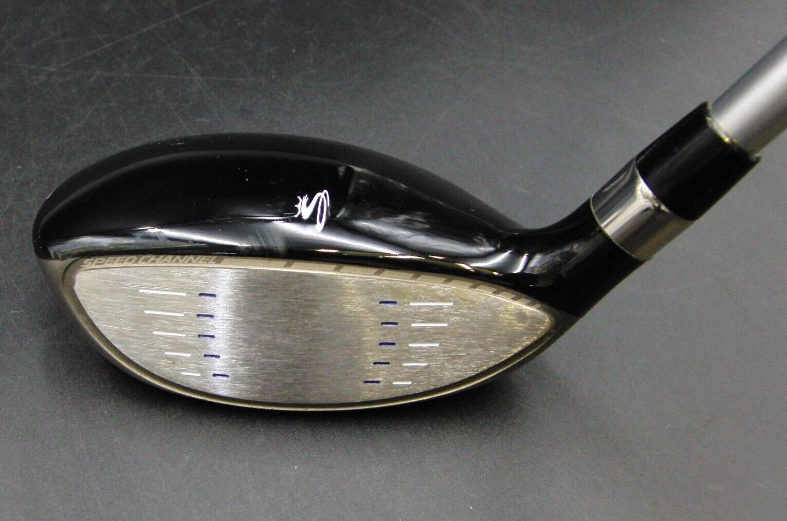 Cobra Fly-Z XL 22° Hybrid Regular Graphite Shaft Cobra Grip 4 Cobra Fly-Z XL 22° Hybrid Regular Graphite Shaft Cobra Grip - Image 2