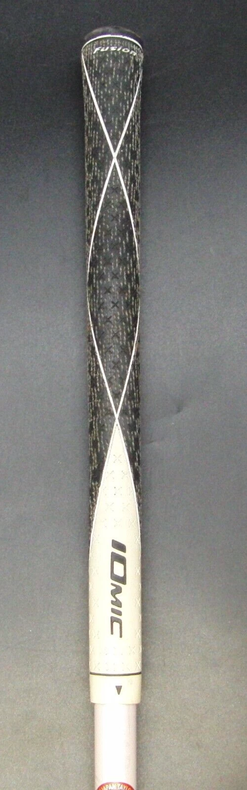 Taylormade R11 9° Driver Regular Graphite Shaft Iomic Grip 7 Taylormade R11 9° Driver Regular Graphite Shaft Iomic Grip - Image 5