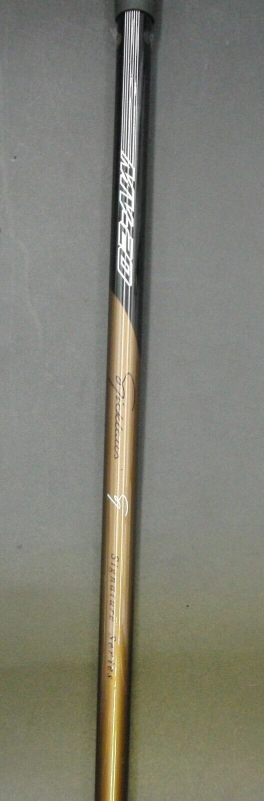 Japanese Nicklaus MV-20 22º 4 Hybrid Regular Graphite Shaft Nicklaus Grip 6 Japanese Nicklaus MV-20 22º 4 Hybrid Regular Graphite Shaft Nicklaus Grip - Image 4