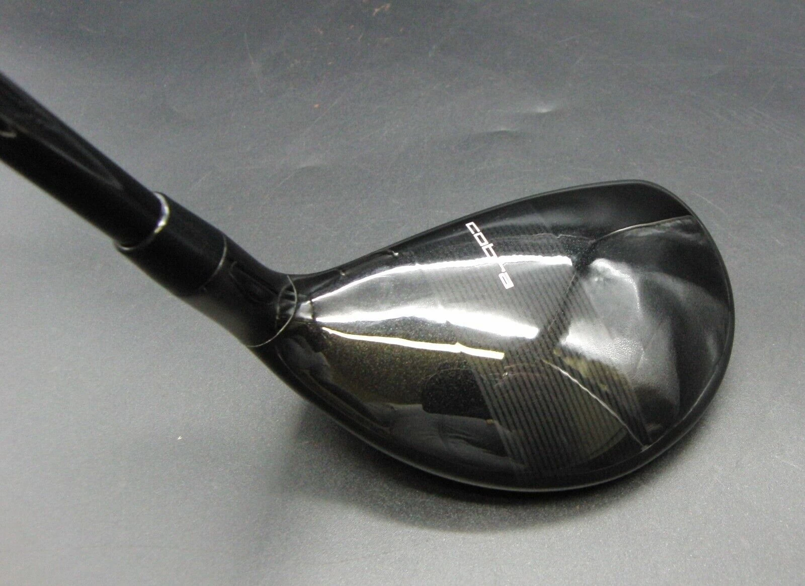 Cobra F-Max SuperLite 4H 22° 4 Hybrid Regular Graphite Shaft Cobra Grip 5 Cobra F-Max SuperLite 4H 22° 4 Hybrid Regular Graphite Shaft Cobra Grip - Image 3