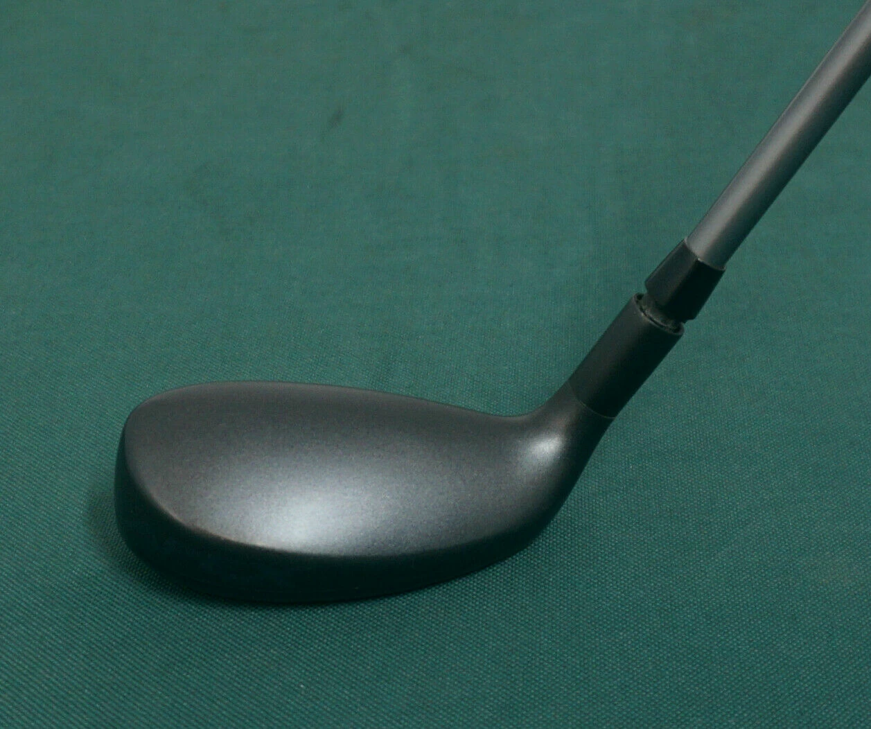 Lincs_golf Left Handed Callaway Apex 20° 3 Hybrid Stiff Graphite Shaft Callaway Grip 5 Lincs_golf Left Handed Callaway Apex 20° 3 Hybrid Stiff Graphite Shaft Callaway Grip - Image 3