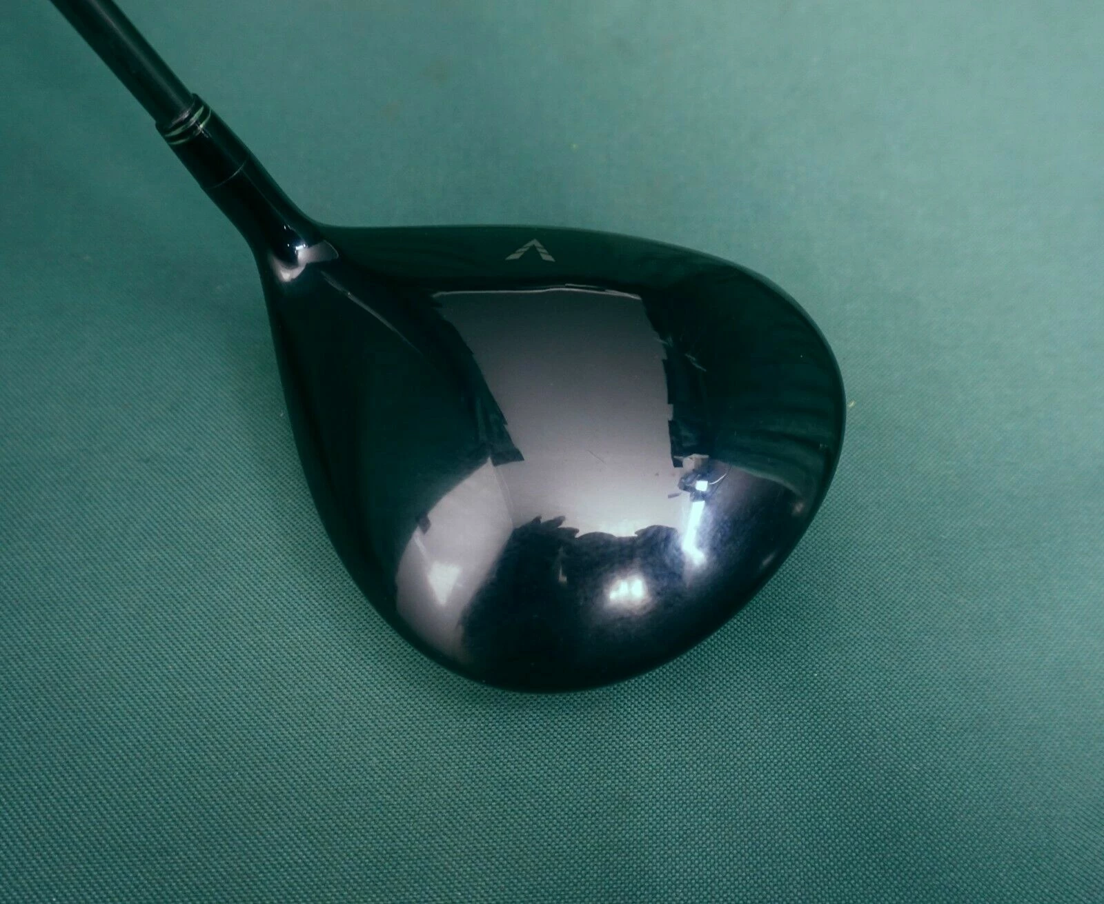 Lincs_golf Bridgestone Tour Stage ViQ 10.5° Driver Regular Graphite Shaft Iomic Grip 5 Lincs_golf Bridgestone Tour Stage ViQ 10.5° Driver Regular Graphite Shaft Iomic Grip - Image 3